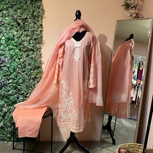 100% cotton Pink dress with white embroidery.Pakistani brand sanasafina